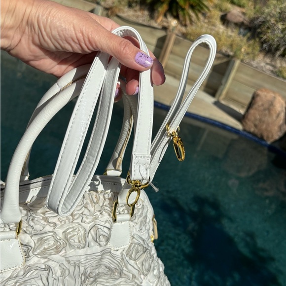 Purse beautiful unique party and dressy. - Picture 8 of 8